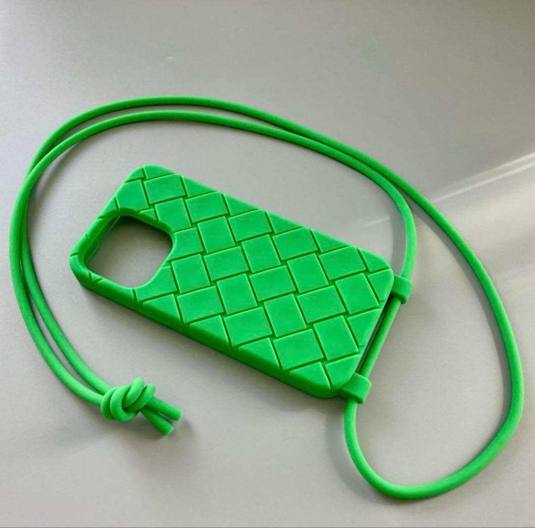 Bottega Veneta グリーン シリコンケースiPhone13pro