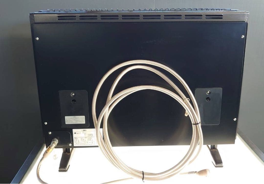 リンナイ㈱ CERAMIC HEATER5000 ガス赤外線ストーブ（中古品）