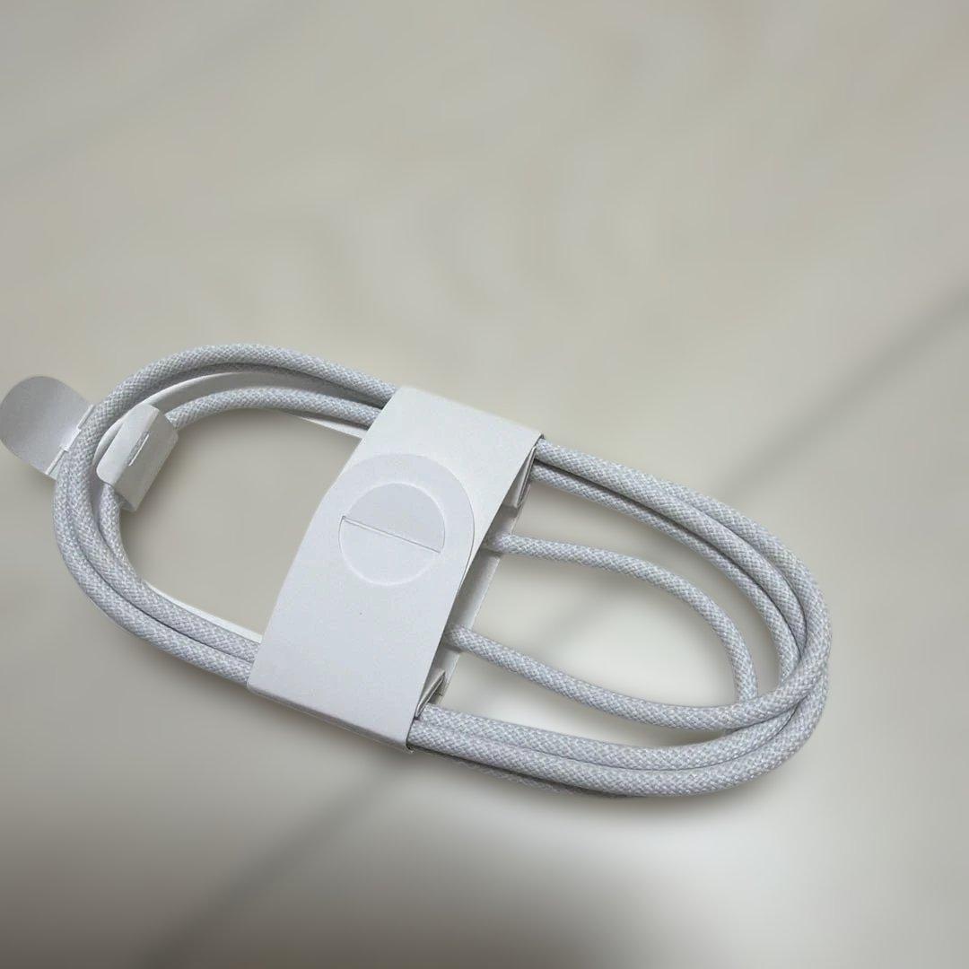 Apple第2世代 AirPodsPro USB-C イヤーチップ付き