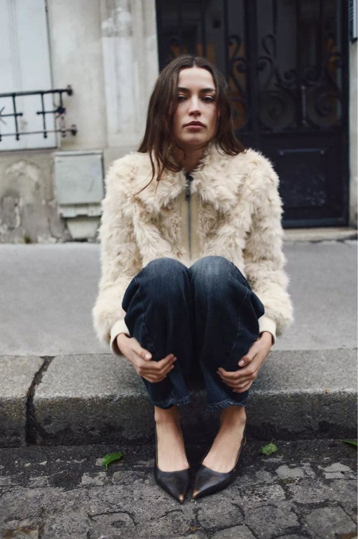 新品☆ZARA フェイクファーボンバージャケット Sサイズ　エクリュ　ザラ