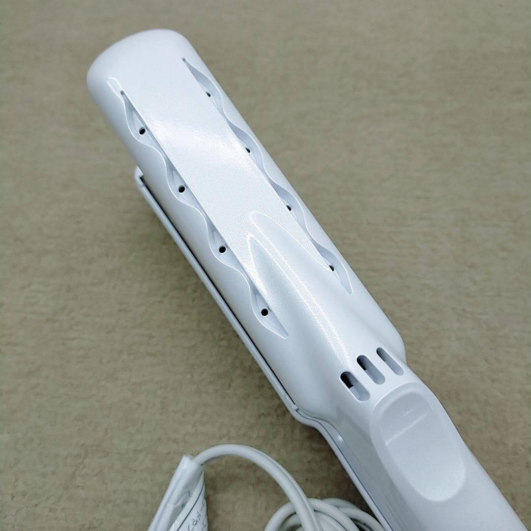 ほぼ未使用⭐️ KINUJO 絹女 ストレート アイロン ホワイト