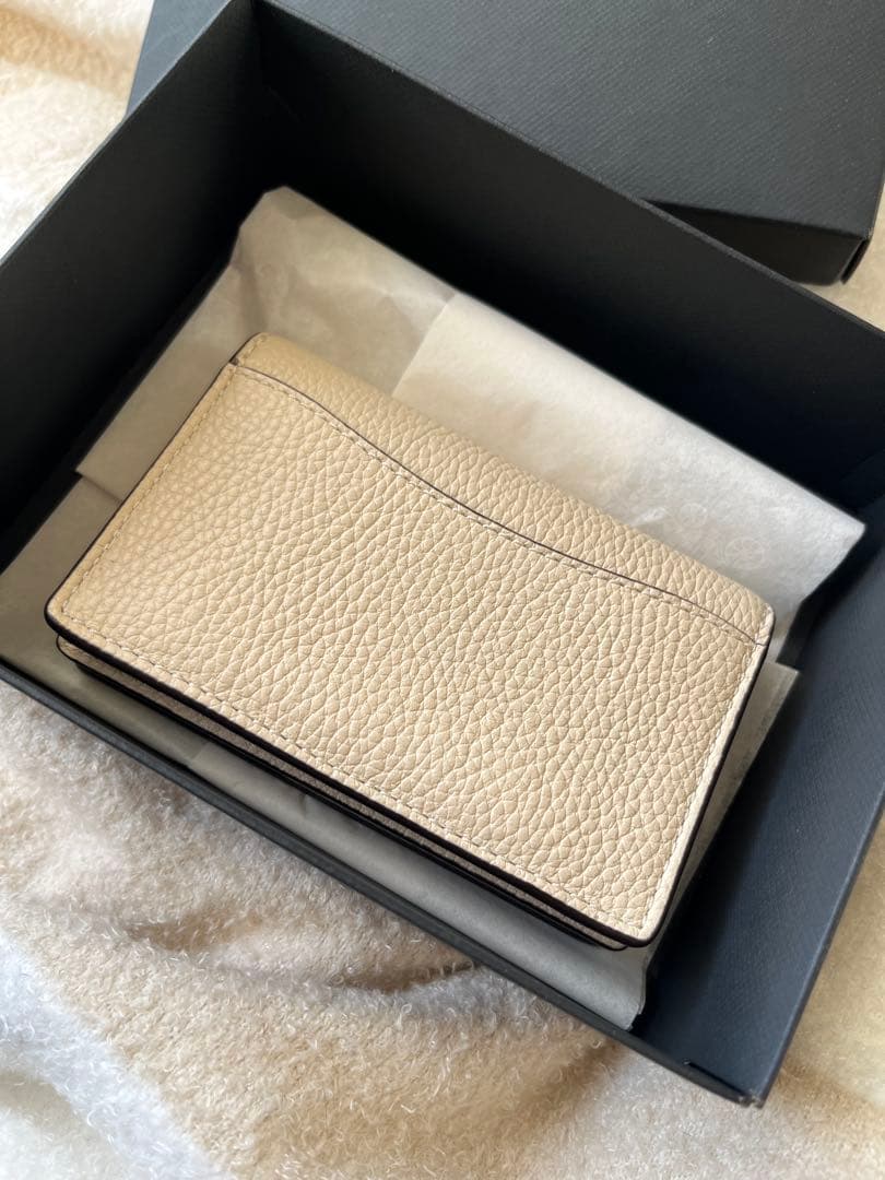 COACH ベージュ レザー 名刺入れ 箱入り