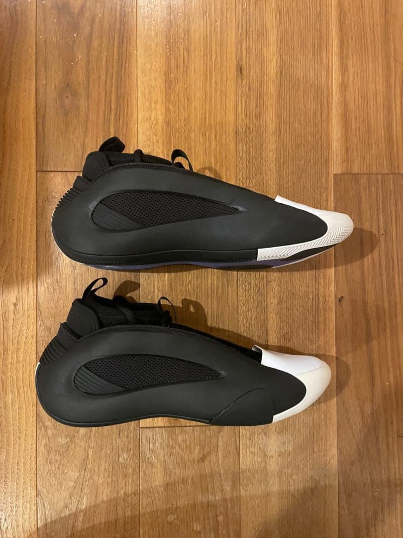 adidas／HARDEN8／ハーデン8／白黒