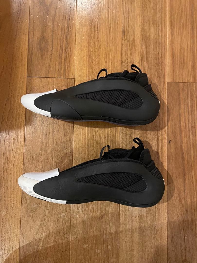 adidas／HARDEN8／ハーデン8／白黒