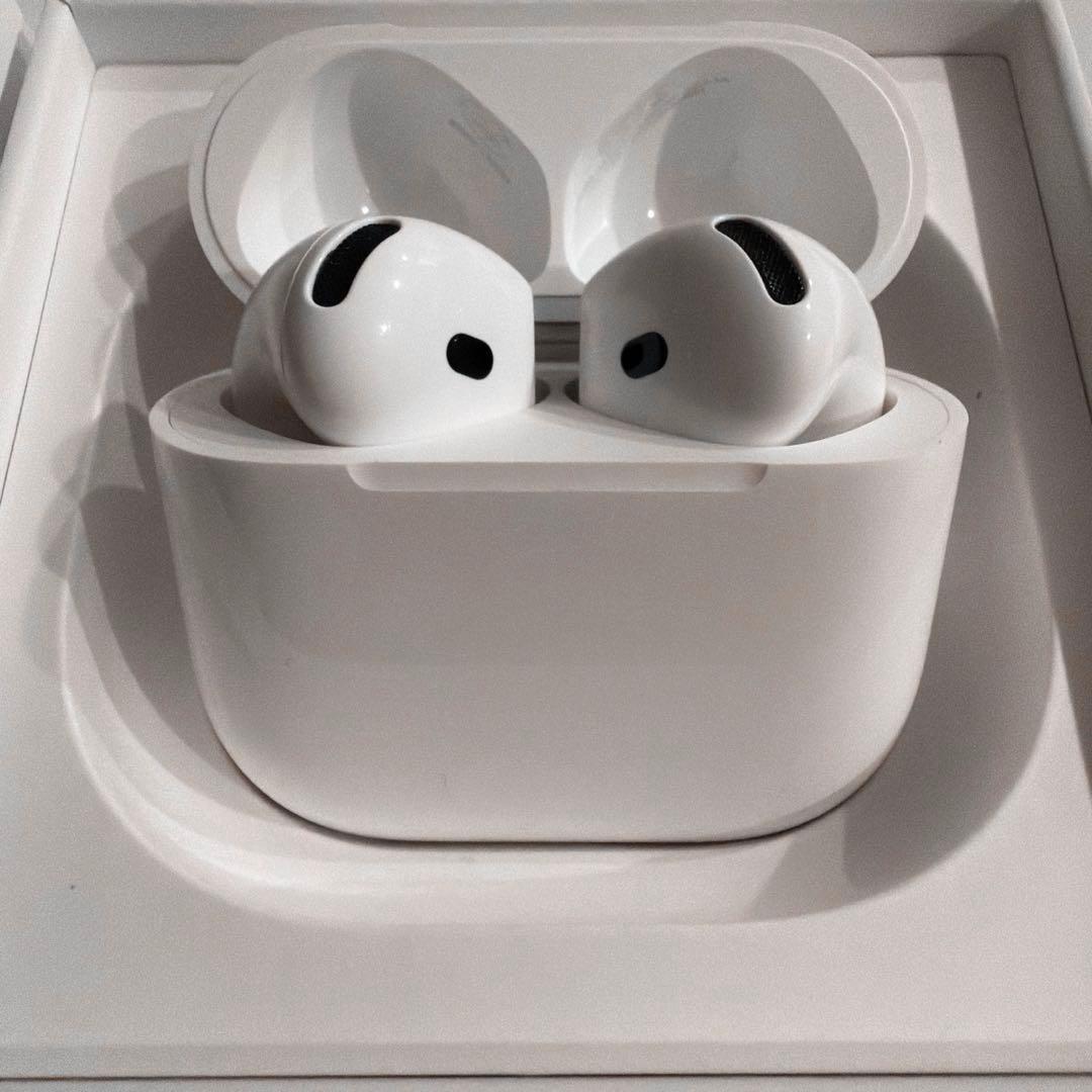 【骨骨子】Apple AirPods4 本体&充電ケース&純正箱