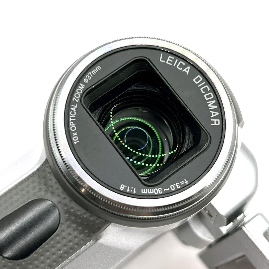 【未使用品】 Panasonic SDR-S200 シルバー　ビデオカメラ