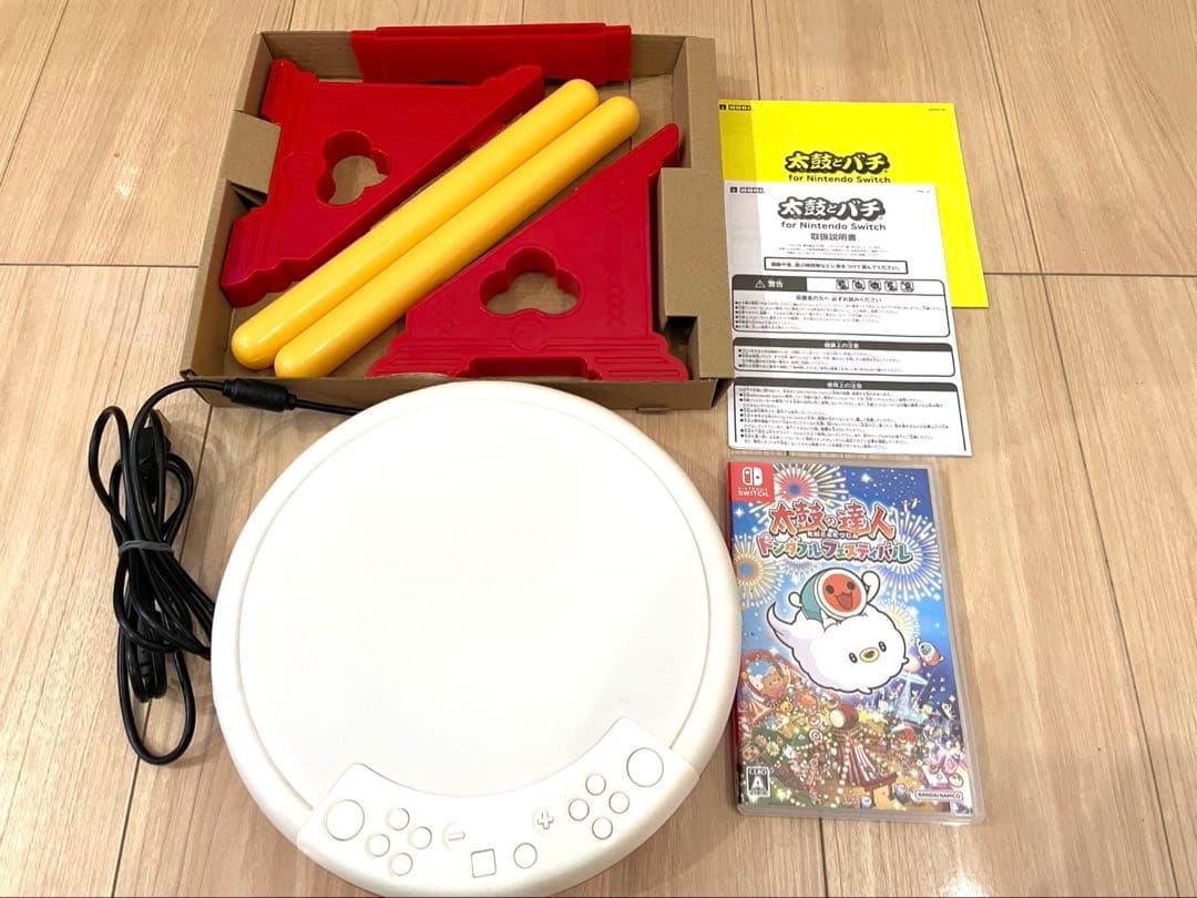 《太鼓の達人》ドンダフルフェスティバル　Switch 太鼓とバチ　セット★美品★
