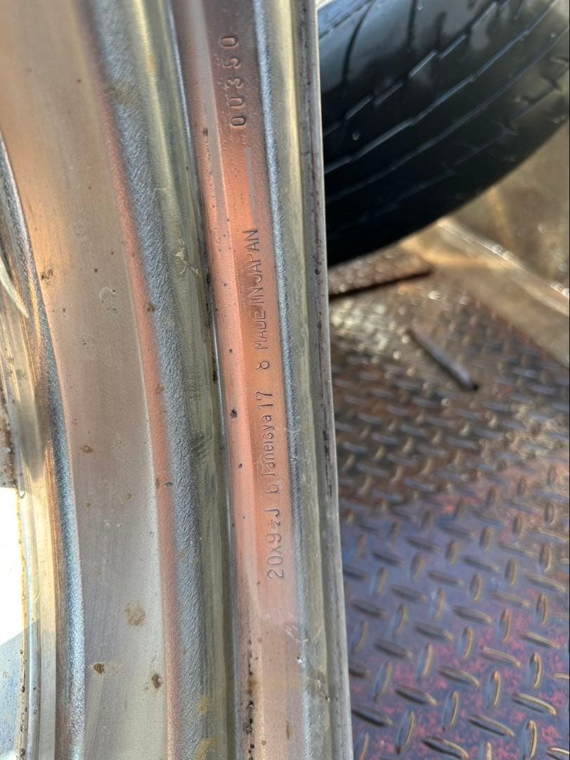 TWS ライツェントWS05 20インチ