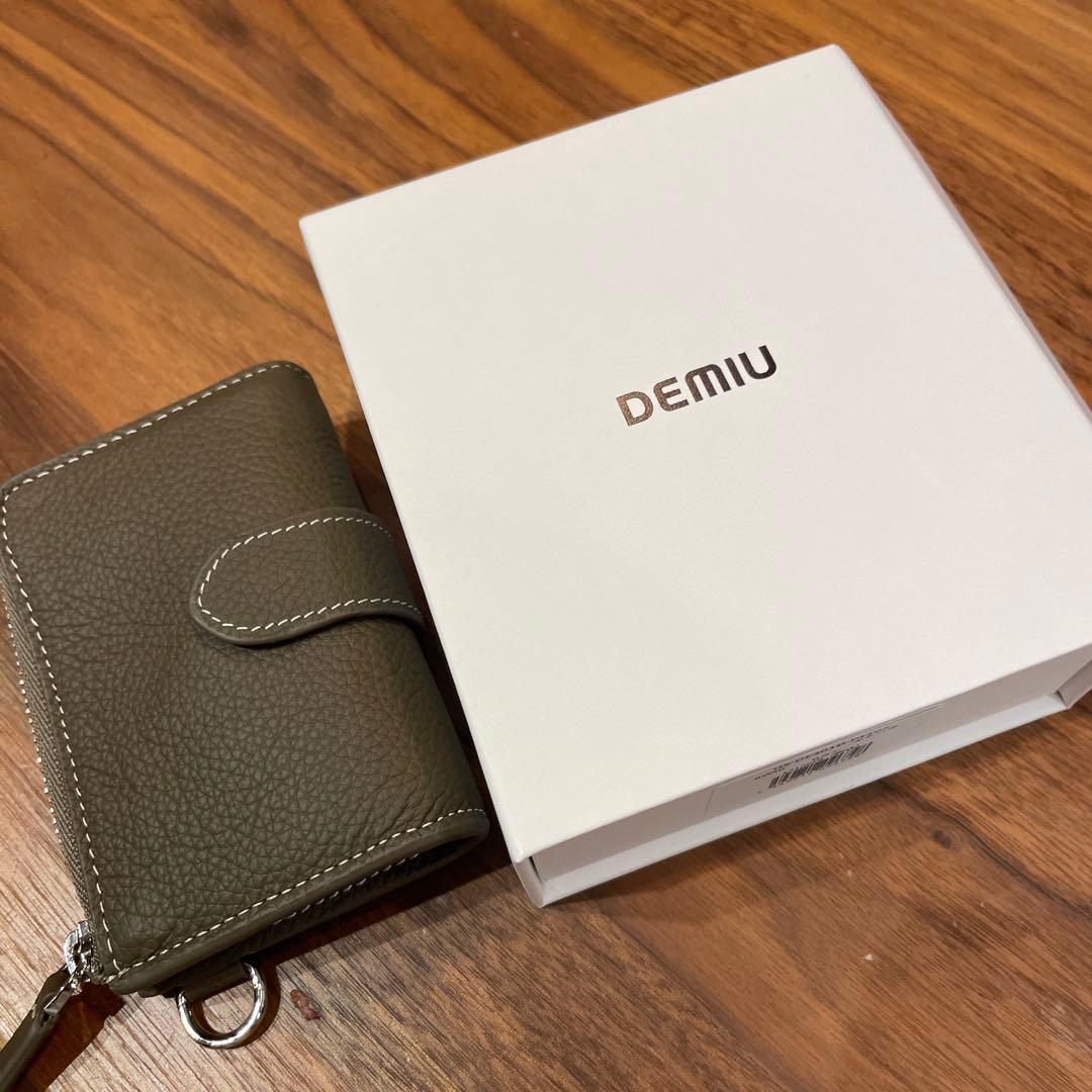 DEMIUデミュウ　ロンド　Ｄカン エトープ ケース　小銭入れ　新品