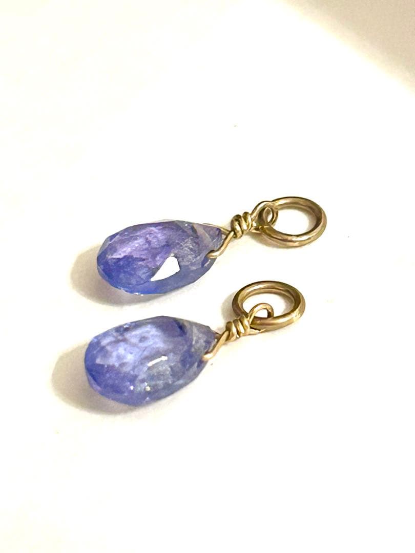 アガット　希少石タンザナイト　ピアスチャーム