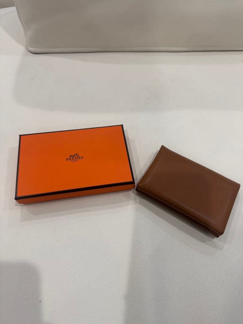 HERMES ゴールド　カルヴィデュオ　エルメス　ケース
