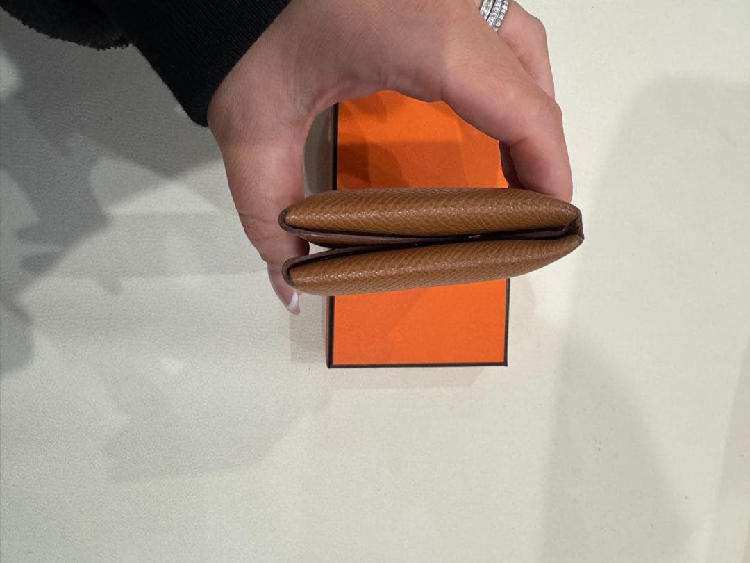 HERMES ゴールド　カルヴィデュオ　エルメス　ケース