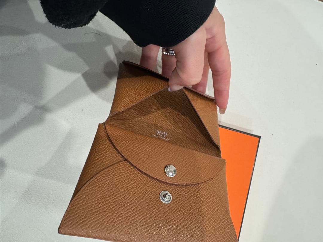HERMES ゴールド　カルヴィデュオ　エルメス　ケース