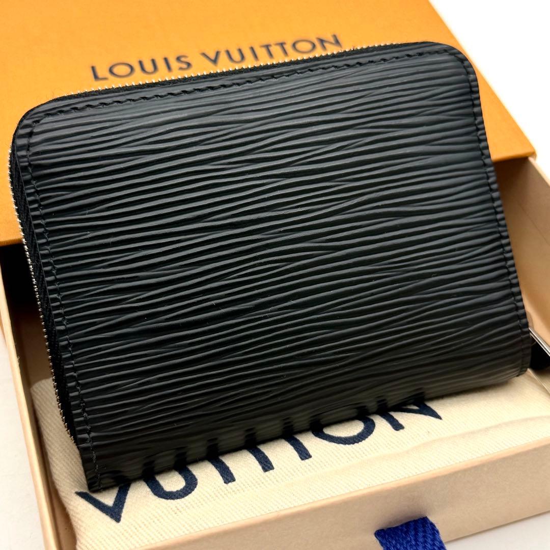 【新品近い】ルイヴィトンエピ ジッピーパースケース小銭入れ