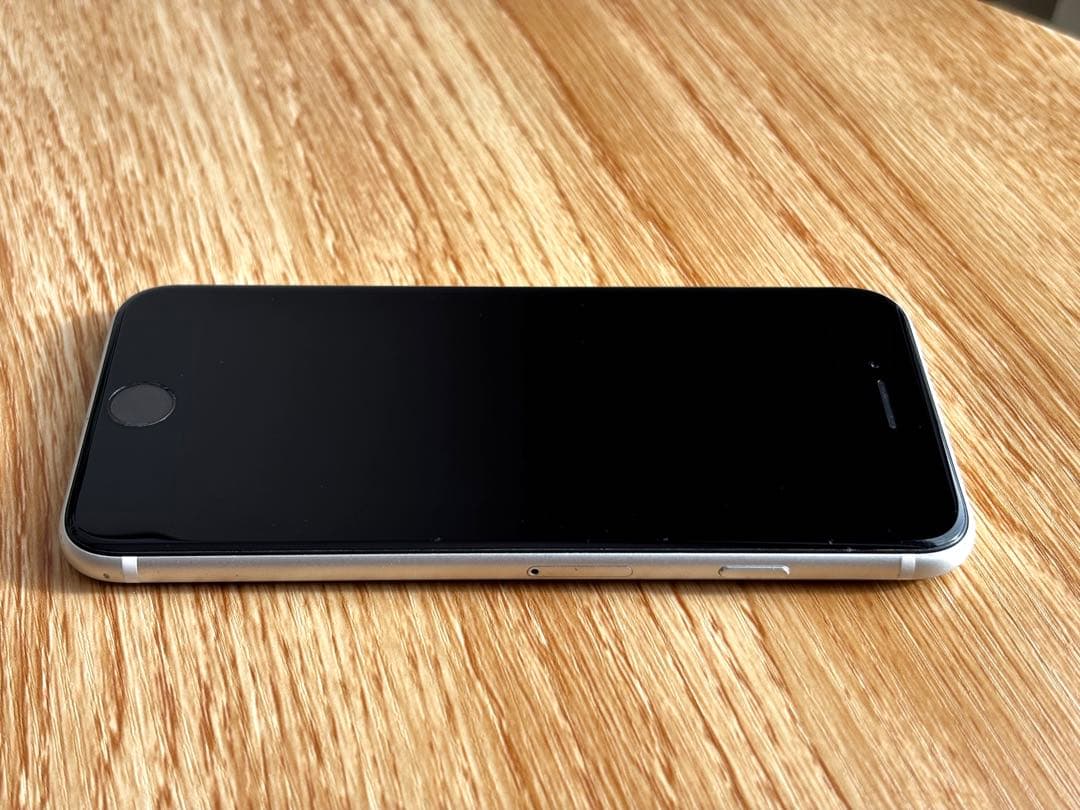 【SIMフリー】iPhone SE2 128GB ホワイト（美品）