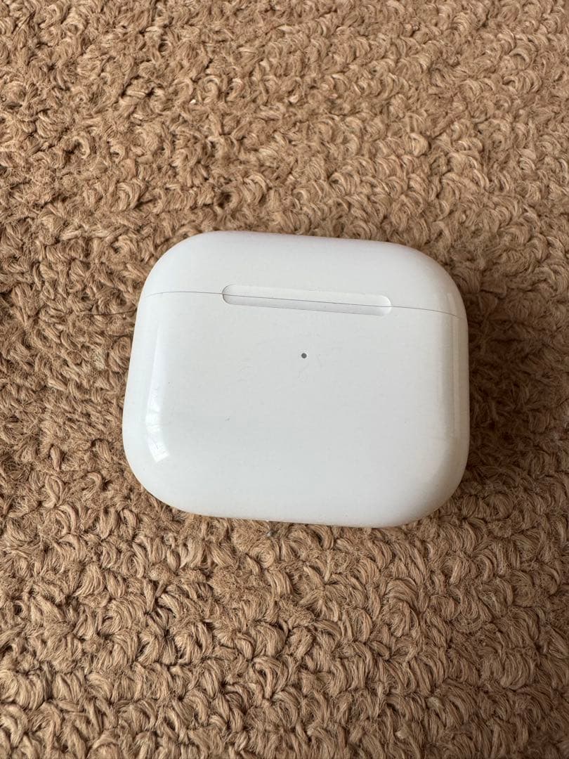 美品　Apple AirPods 第3世代