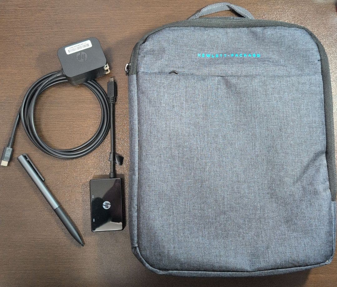 HP x2 210 G1 2in1タブレットPC