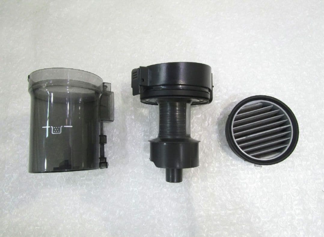 ほぼ未使用 Panasonicコードレスクリーナー 掃除機 MC-SB34J-G