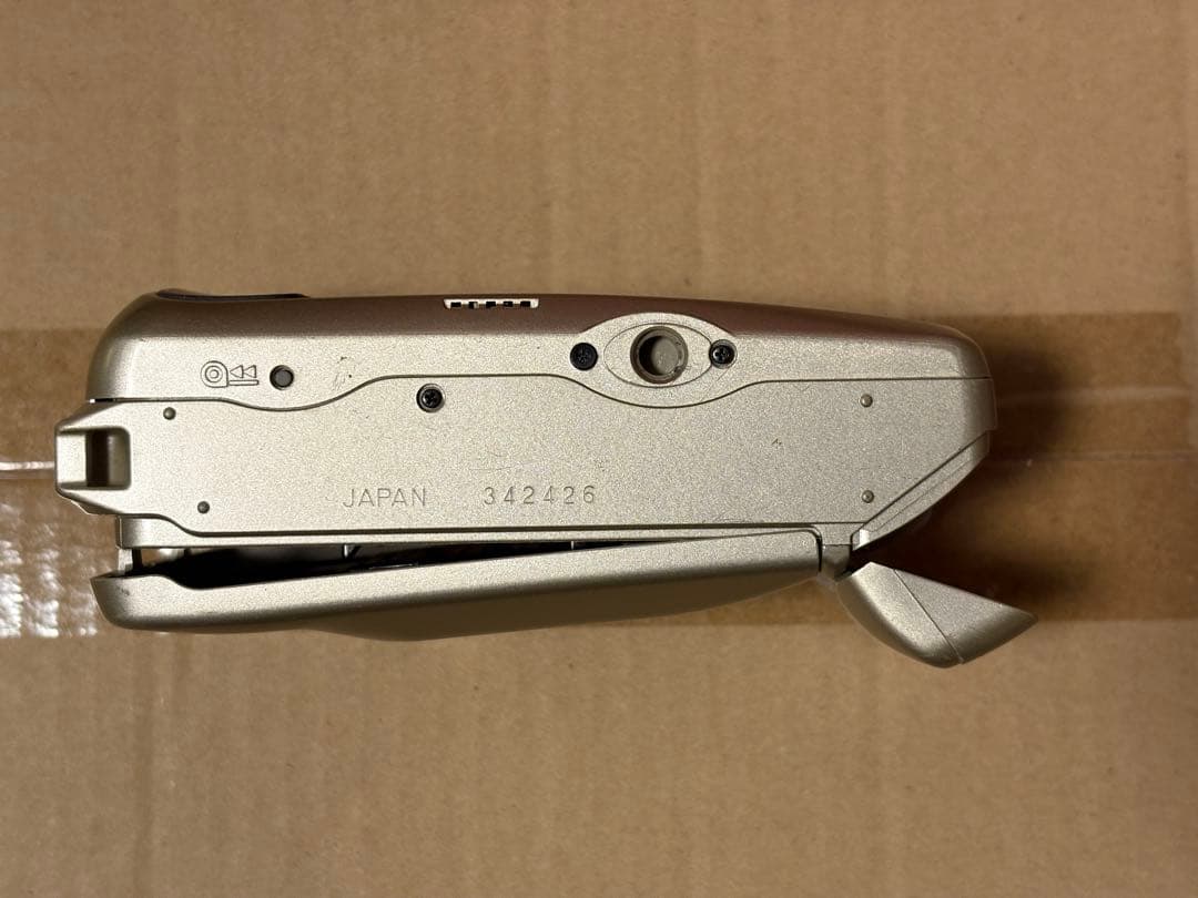 Kyocera Yashica T4 super フィルムカメラ