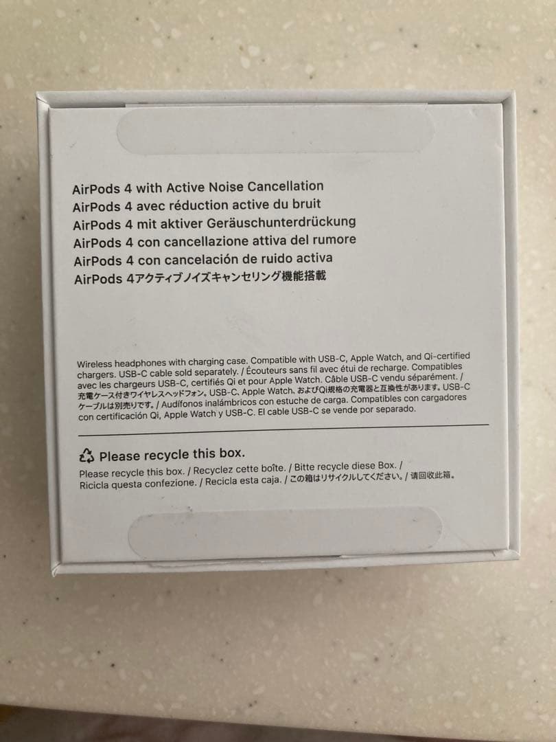 【未使用】AirPods 4 ​​​​​​​アクティブノイズキャンセリング