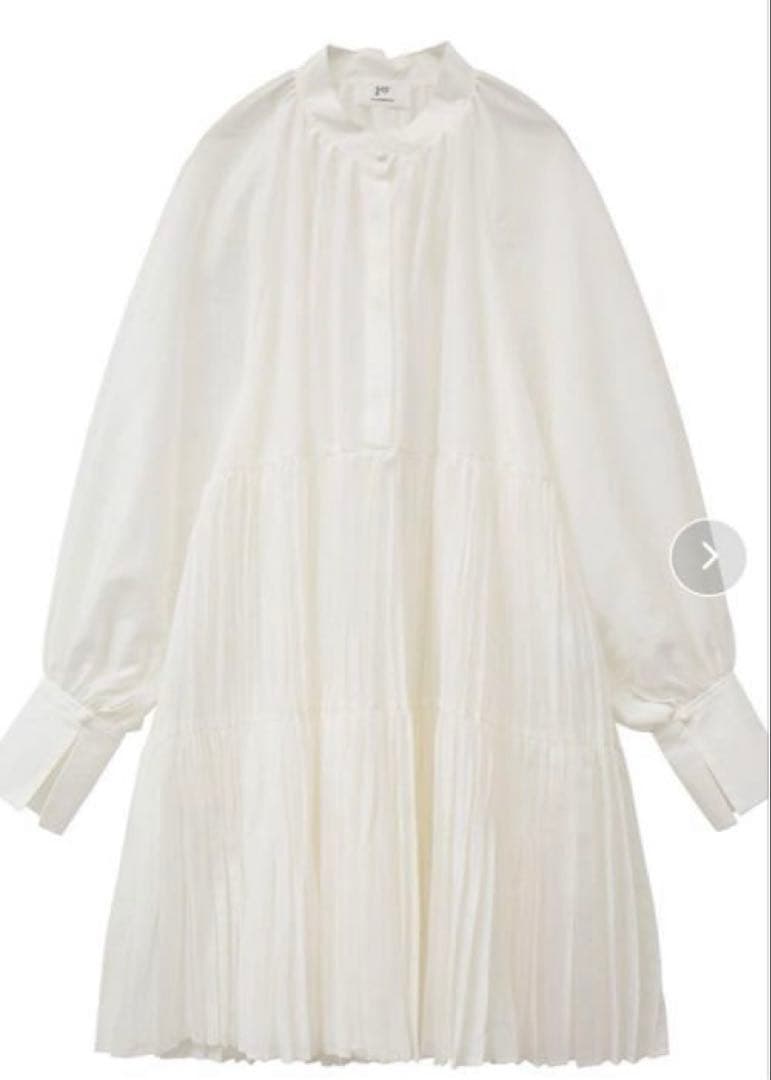 手絞りティアードプリーツチュニック　36 ホワイト シャツ ブラウス 長袖