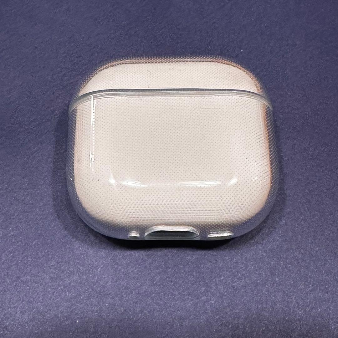 AirPods4 : アクティブノイズキャンセリング搭載モデル