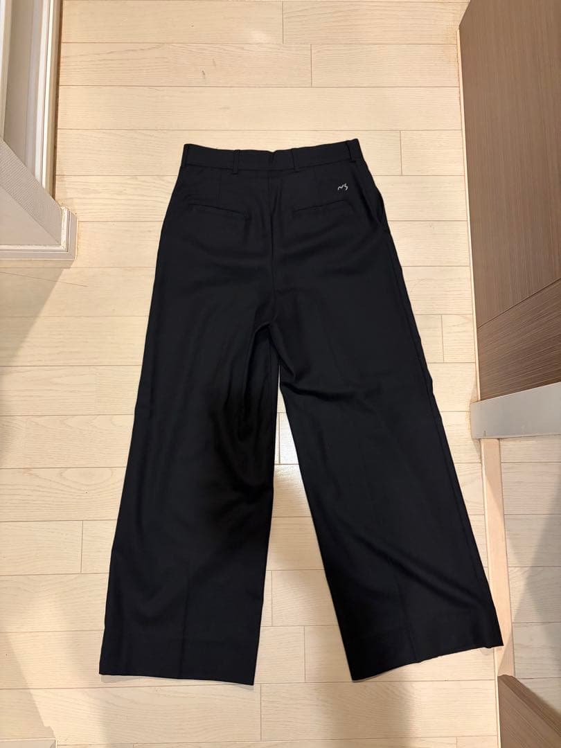 パンツ NEONSIGN Anatomic straight slacks BLACK