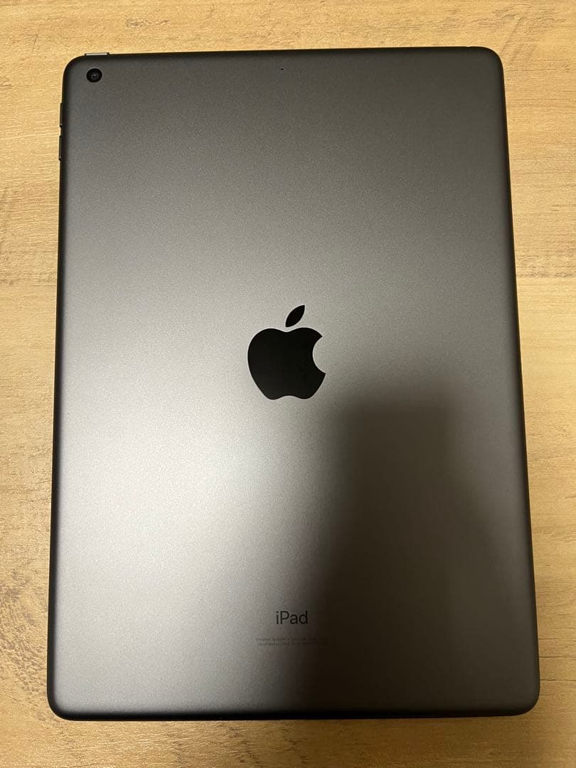 iPad第8世代32GB スペースグレー