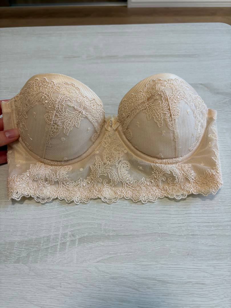 フォーシス&カンパニーのブライダルインナーセット