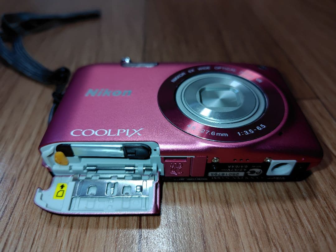 Nikon COOLPIX ピンク 20倍光学ズーム