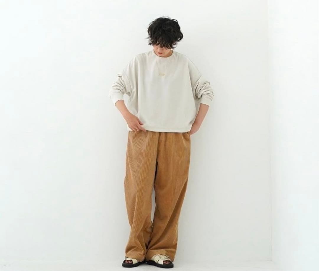 MOND ベロアプルオーバー