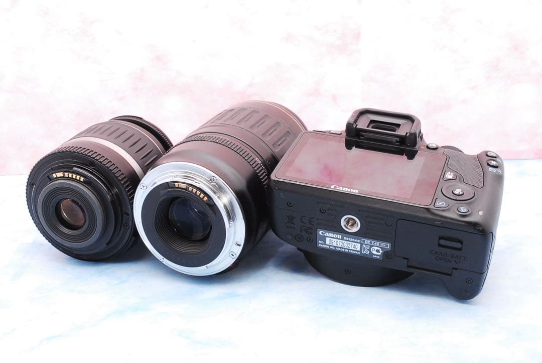 キャノン Kiss X7★Wレンズ★初心者セット★一眼レフカメラ★S数少