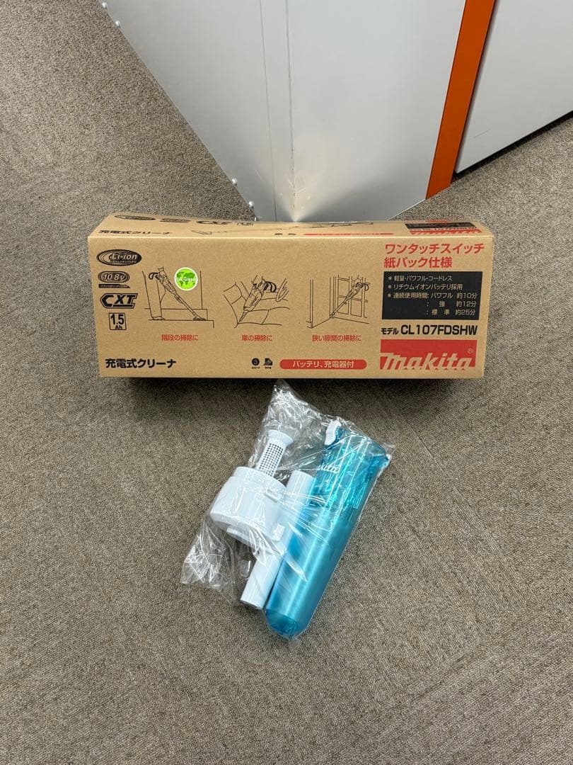 極美品 Makita マキタ CL107FDSHW コードレス掃除機 サイクロン