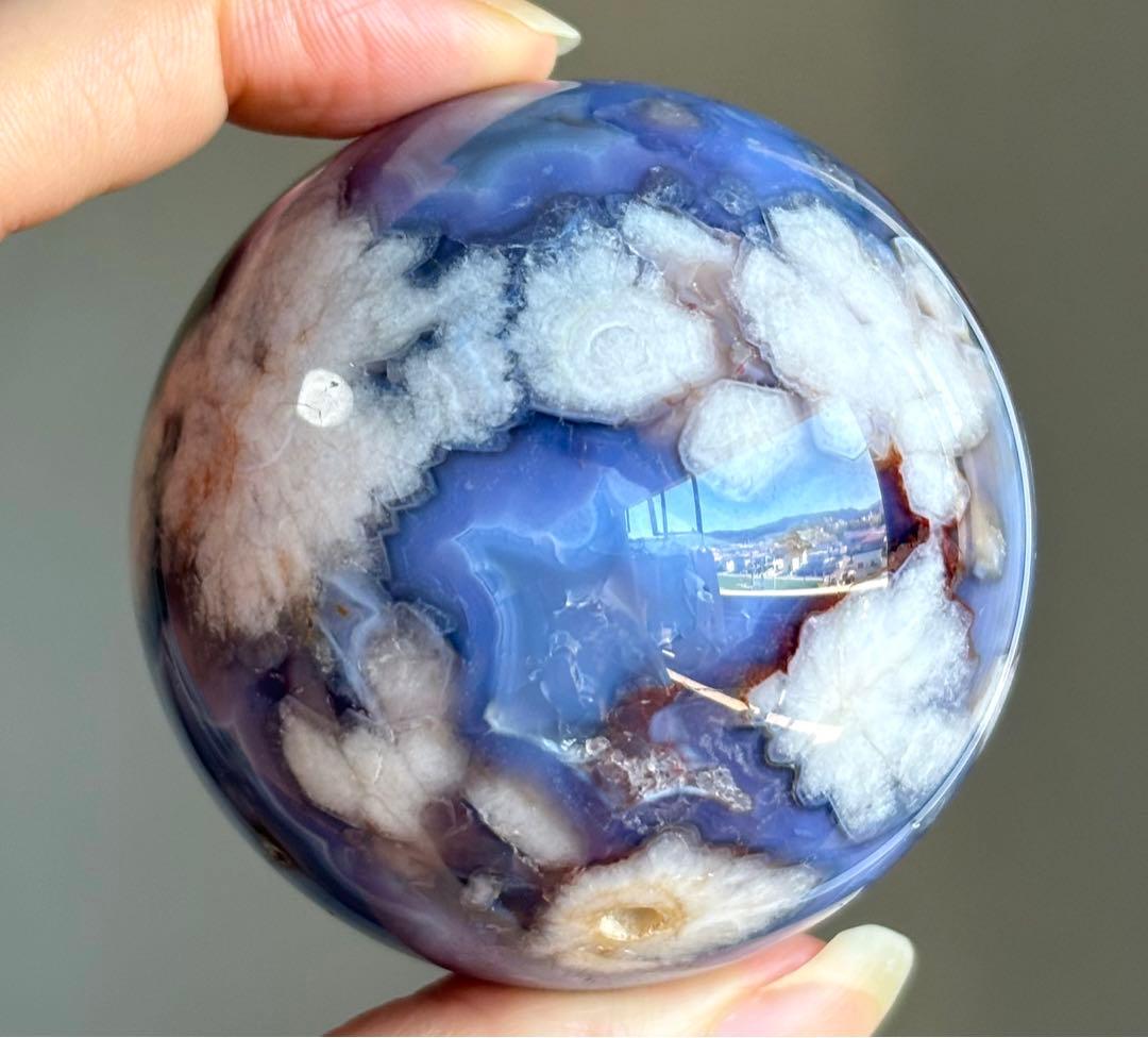 ラスト　高品質　ブルー桜瑪瑙　ブルーアゲート　スフィア　柄　花　5.7センチ