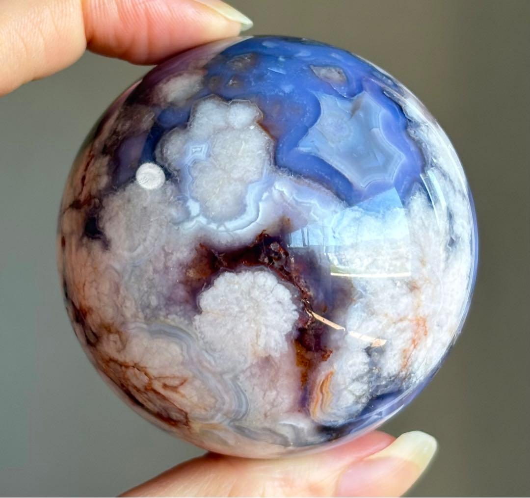 ラスト　高品質　ブルー桜瑪瑙　ブルーアゲート　スフィア　柄　花　5.7センチ