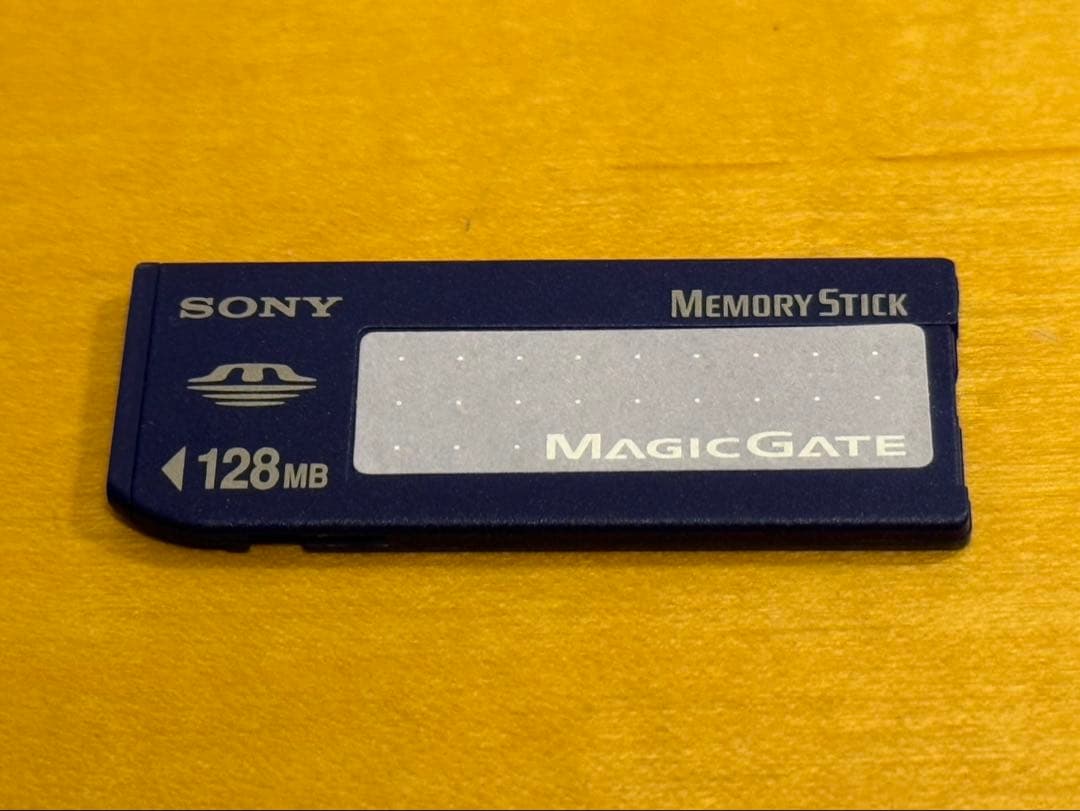 SONY Cyber-shot DSC-U30 128MBメモリースティック付き