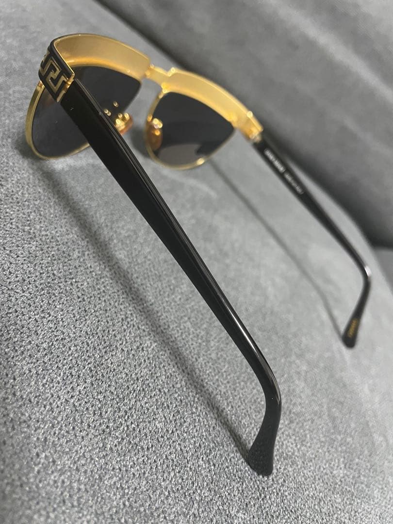 本物　ジャンニヴェルサーチ　GIANNI VERSACE サングラス