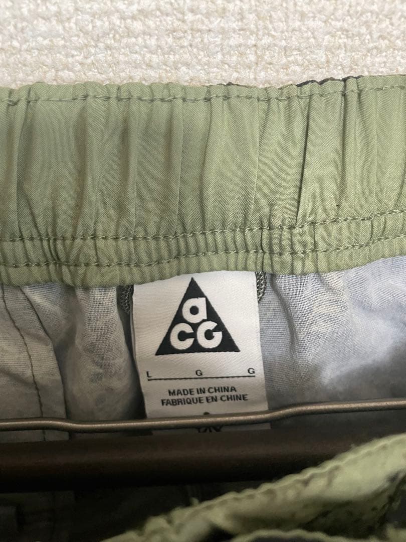 へ*こ様 NIKE ACG スミスサミット　迷彩カーゴパンツ