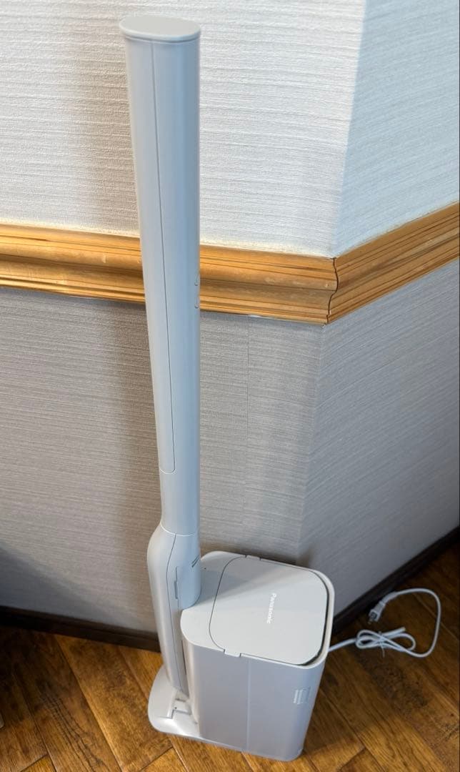 スティッククリーナー　パナソニック　ライトグレー MC-NS70F-H