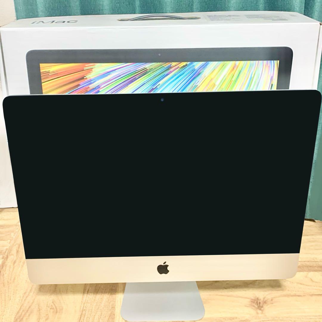 Apple iMac (21.5-inch, 2017) 本体
