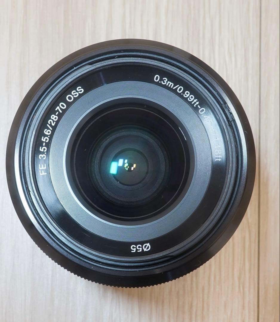 Sony FE 28-70mm f/3.5-5.6 OSS ズームレンズ