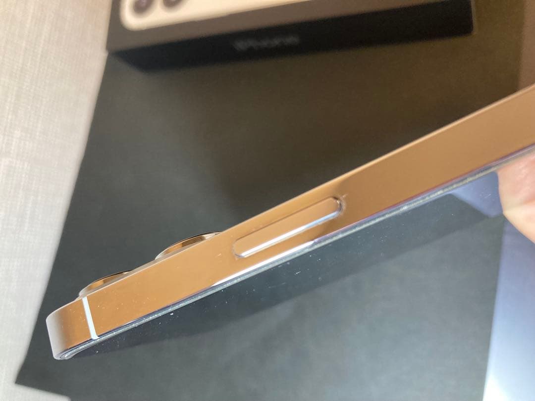 し*ま様 美品　iPhone 13 Pro 512 GB シルバー本体