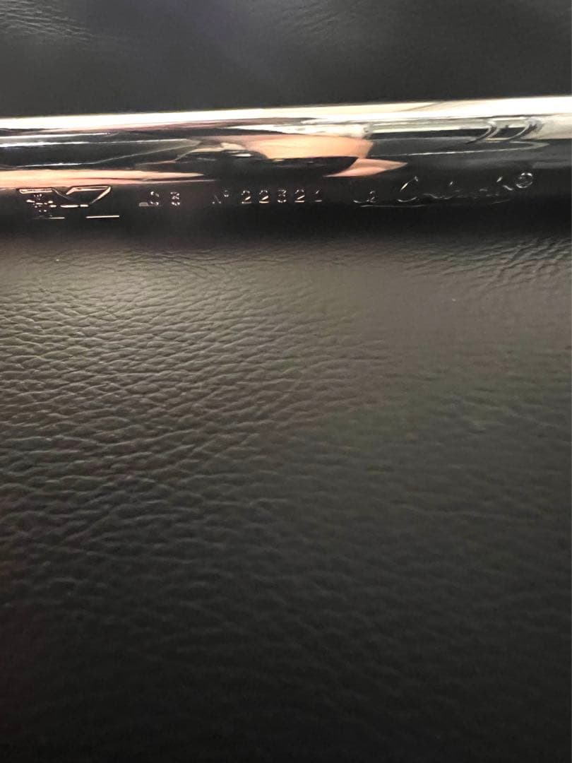 Cassina(カッシーナ)　ル・コルビュジエ LC 3