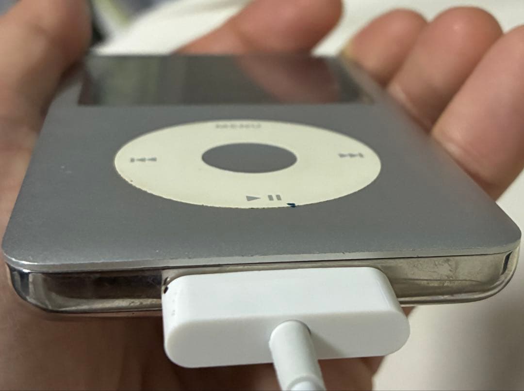 Apple iPod classic 120GB シルバー 動作確認済　初期化済