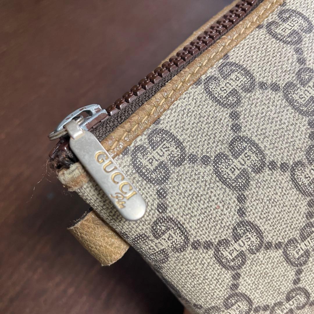 Gucci グッチプラス　GGパターン クラッチバッグ ベージュ　イタリア製