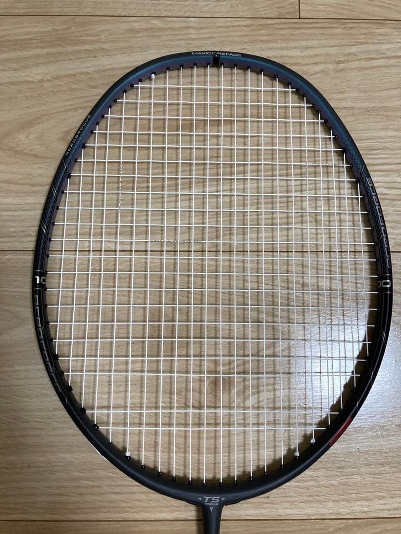 【5日間限定・再出品なし】ミズノ　アクロフォース100【美品】