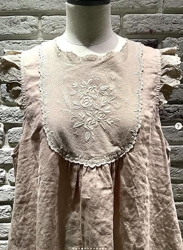 ★ゆうな 横浜 ツハル ローズ柄刺繍ノースリーブワンピース