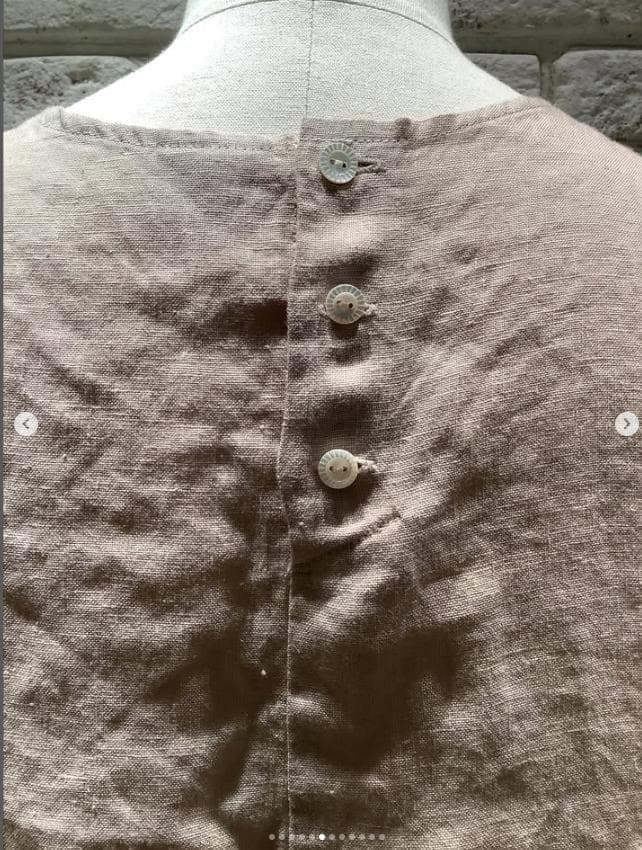 ★ゆうな 横浜 ツハル ローズ柄刺繍ノースリーブワンピース