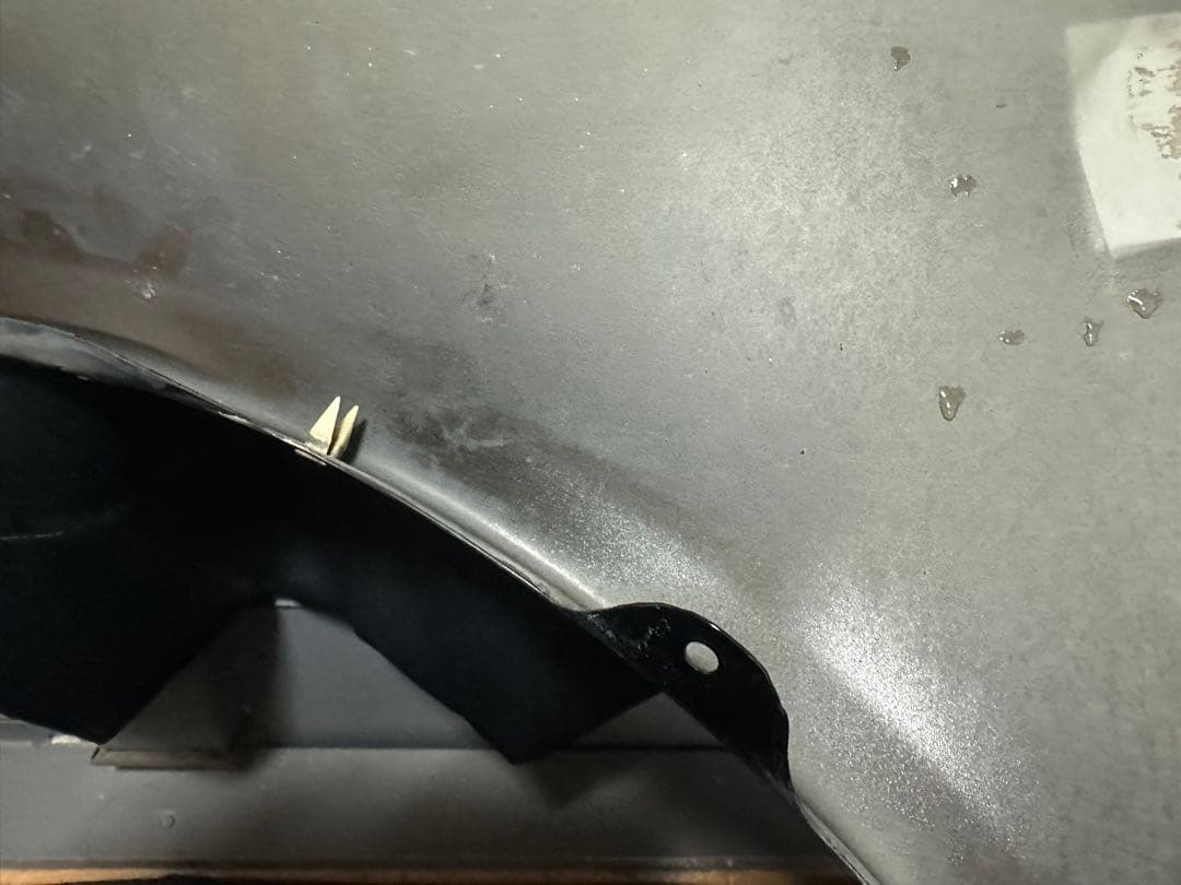 セルシオ30後期フロントフェンダー