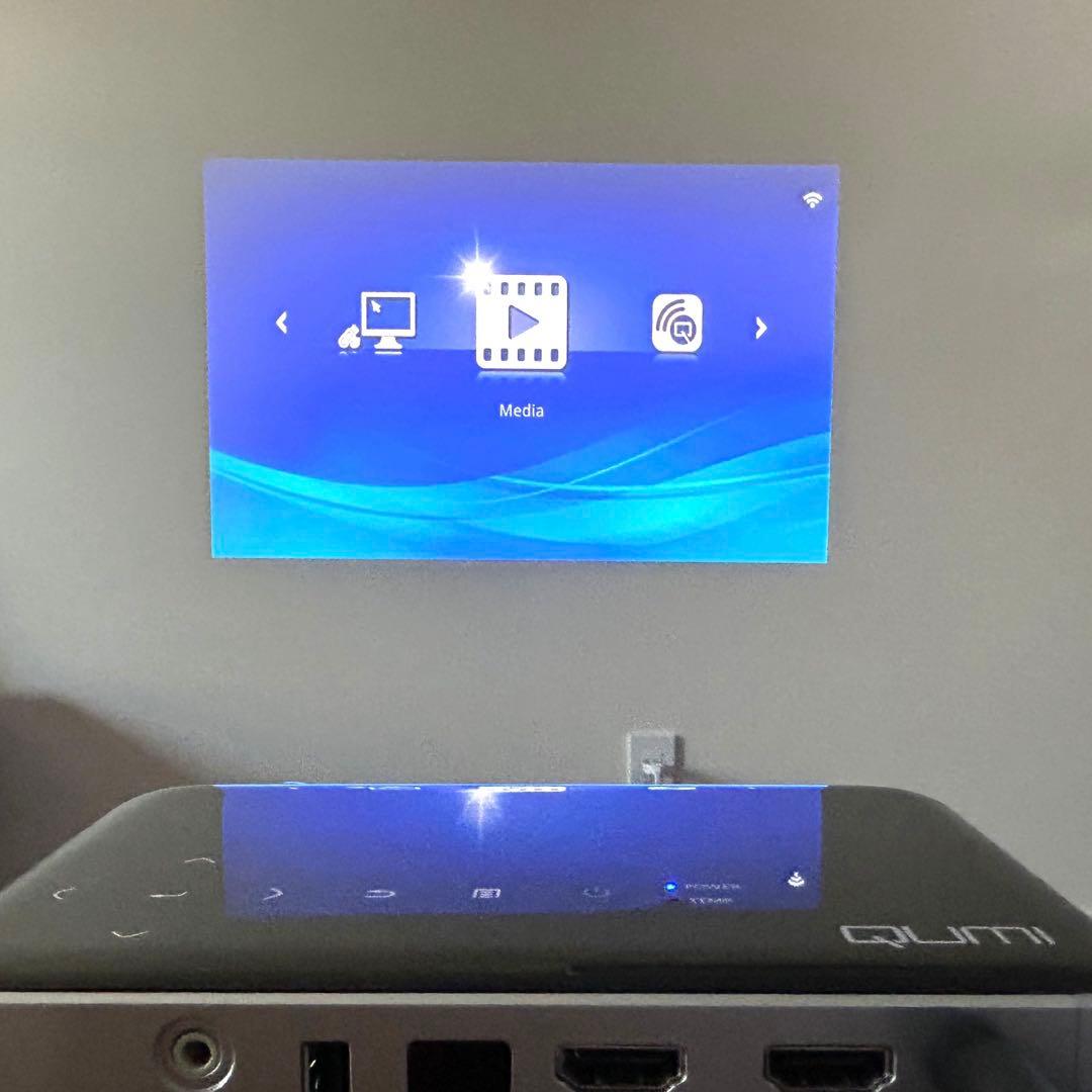 【動作確認済】QUMI LEDプロジェクター Vivitek Q6 ブラック